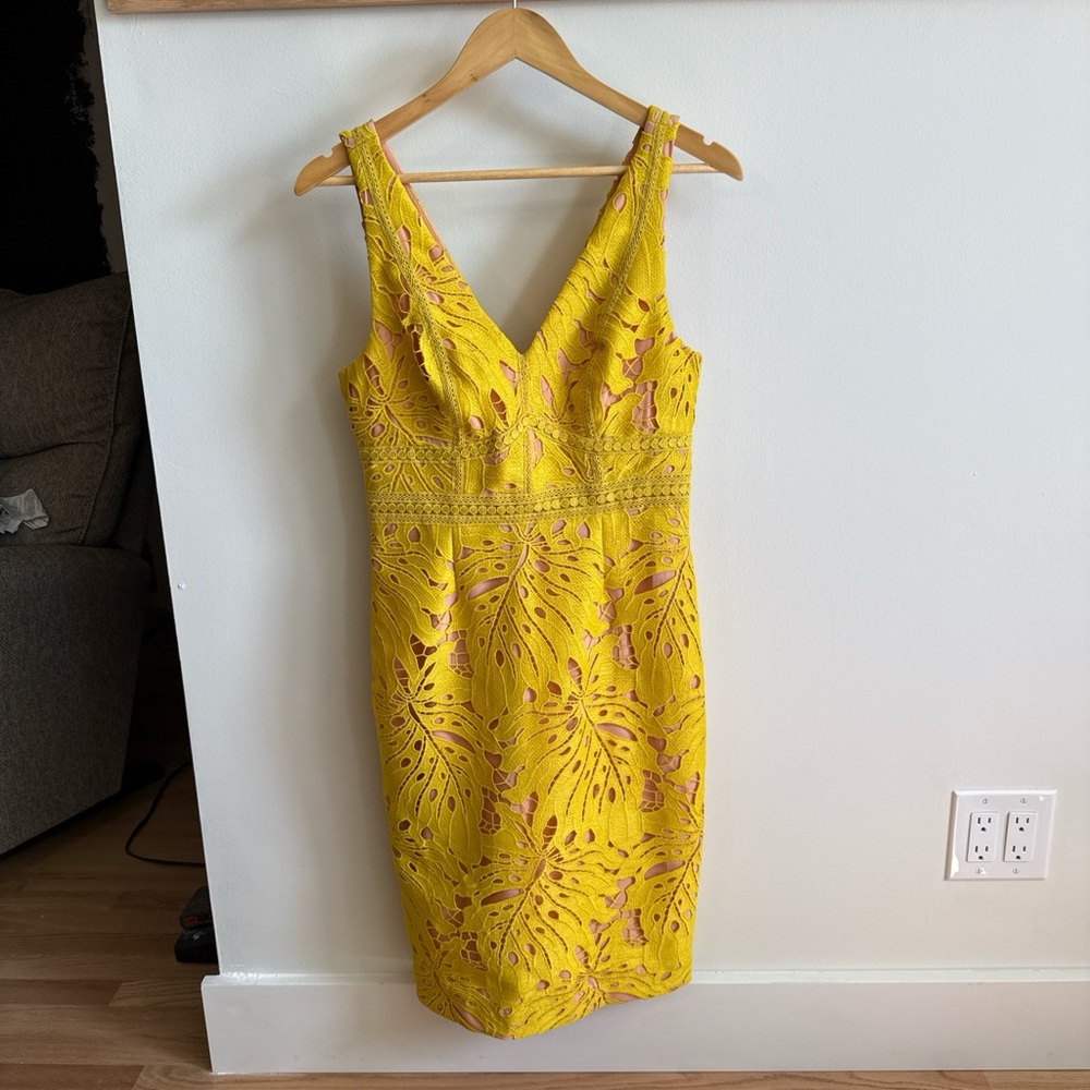 Maeve Yellow Lace V-Neck Cocktail Dress